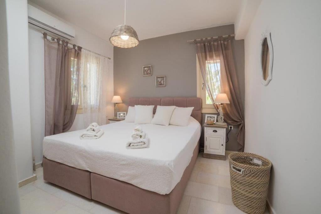Villa Nausithoe 1 Paros Logaras Esterno foto